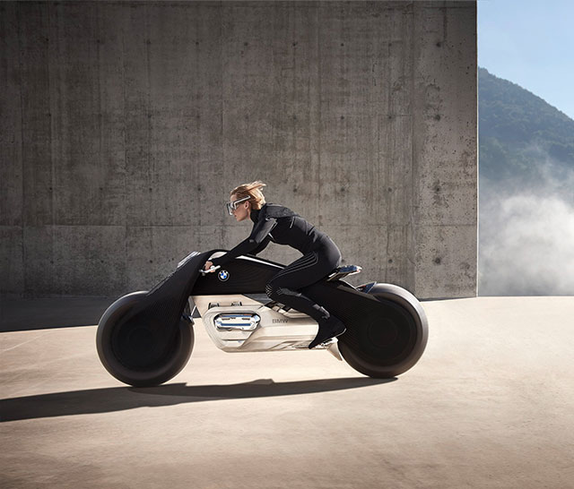 bmw-supersafe-motorbike