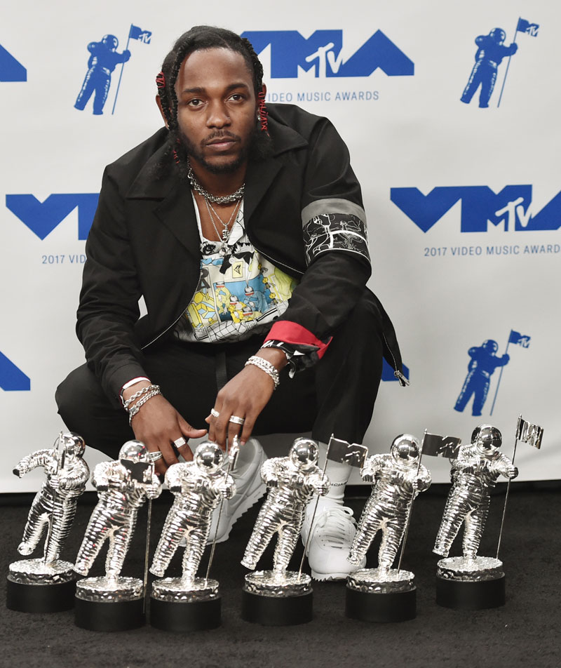 mtv-vma-2017-red-carpet