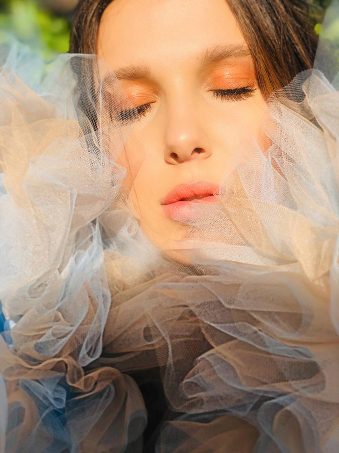 Милли Бобби Браун о буллинге и активизме в интервью журналу Glamour (фото 2)