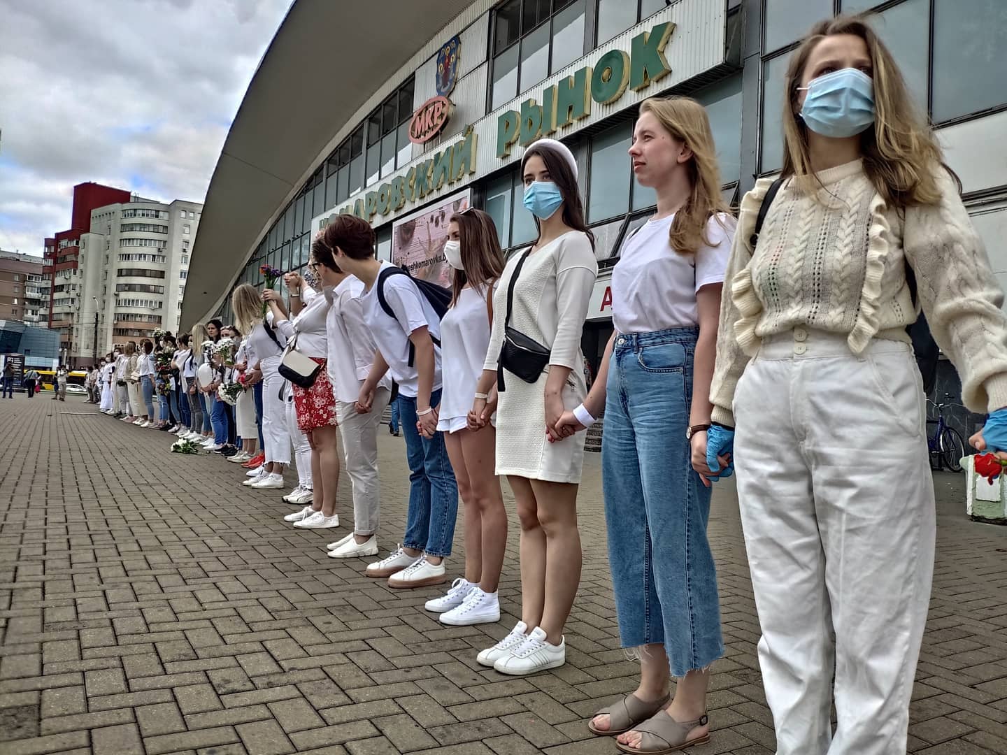 Цвет настроения — протестный. Как менялось значение цвета вместе с политическими событиями (фото 4)