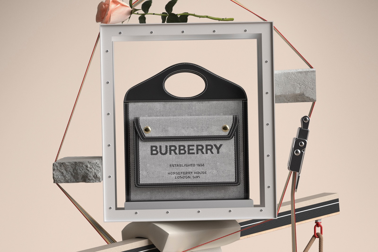 Белла Хадид укрощает диких кошек в кампейне сумок Burberry (фото 8)