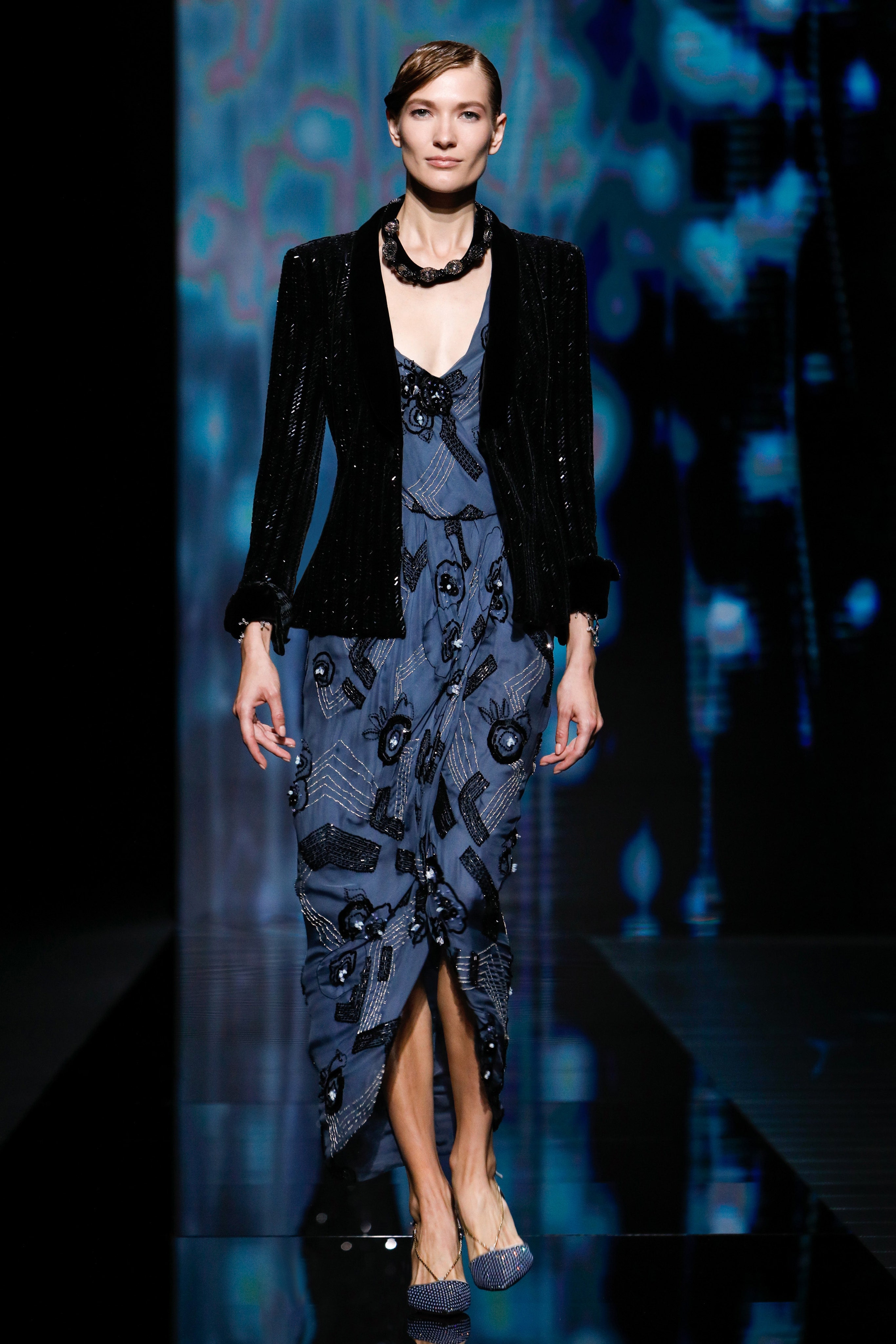 В поисках того самого брючного костюма? Такой есть в коллекции Giorgio Armani (фото 79)