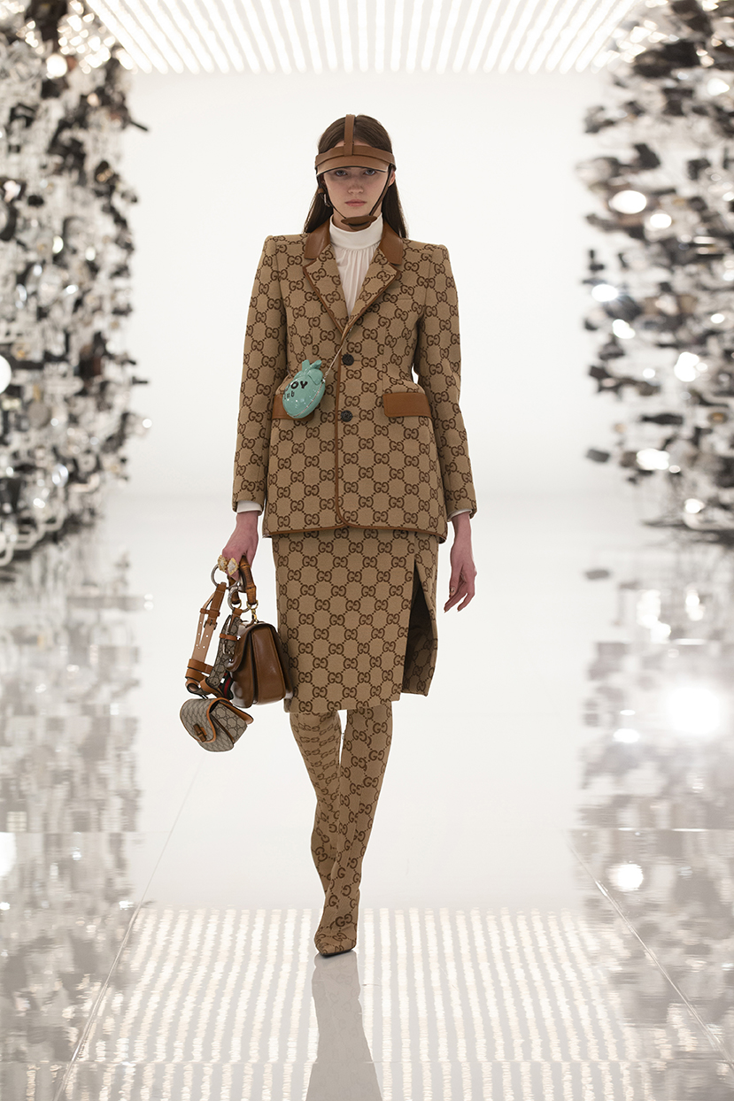 Слухи оправдались: Gucci выпустили коллаборацию с Balenciaga (фото 5)