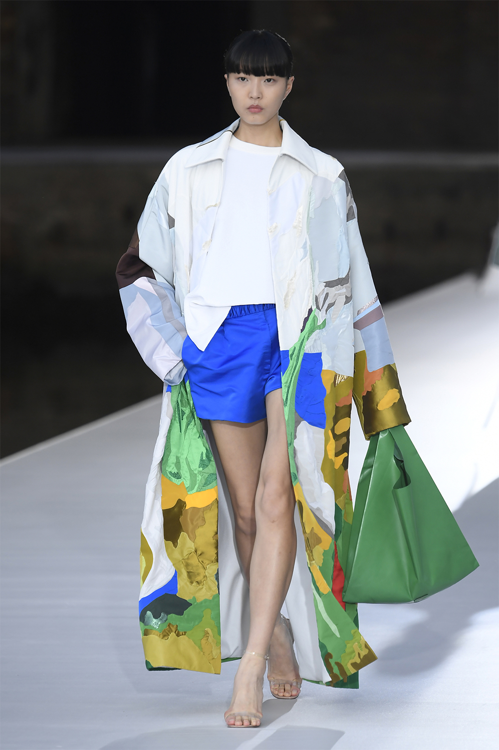Valentino создали кутюр вместе с 17 художниками (и еще 5 фактов о коллекции) (фото 11)