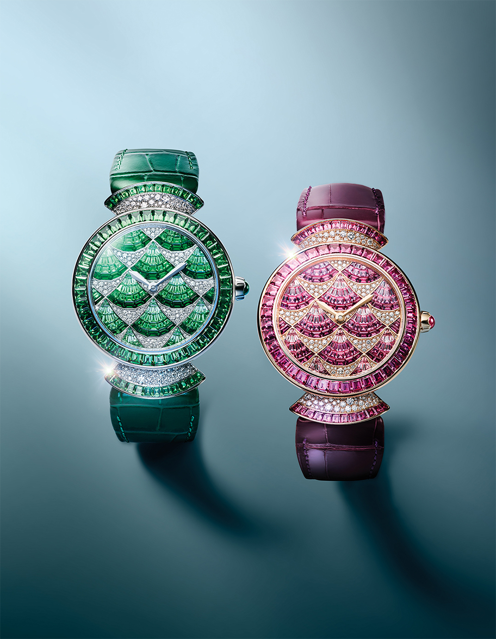 Bvlgari показали три модели часов Divina с мозаичной кладкой из ювелирных камней (фото 22)