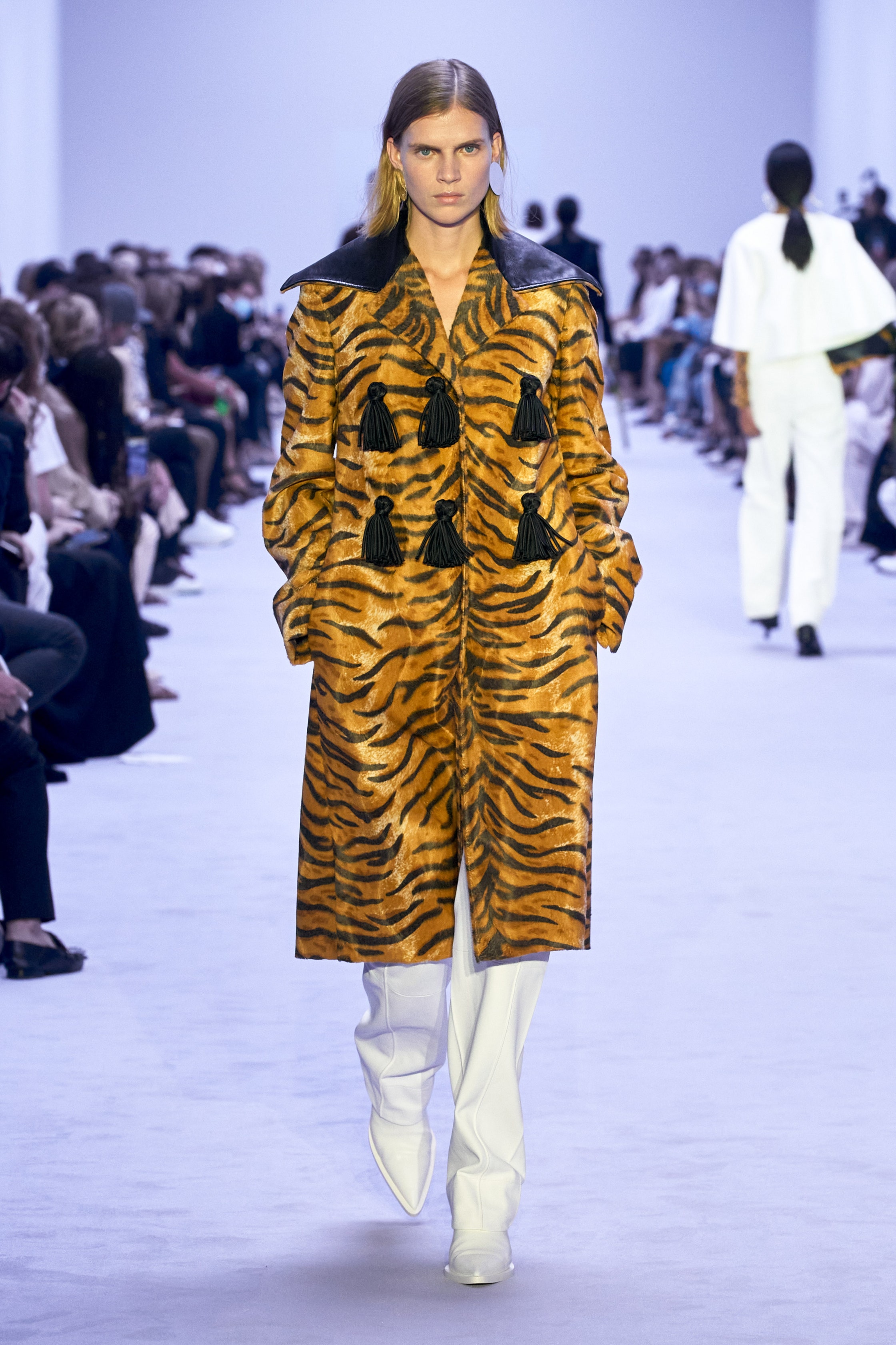Семейные узы, светлое будущее, оптимизм: О чем говорит коллекция Jil Sander (фото 18)
