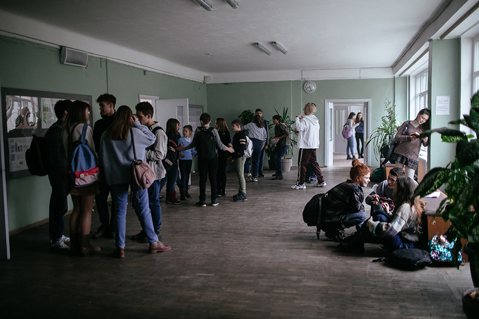 "Магічне тлумачення знімального процесу": Катерина Горностай і команда художників про віжуал "Стоп-Землі" (фото 10)