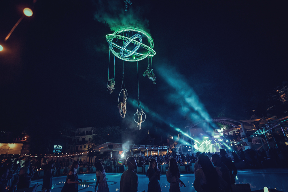 Основатель Ibiza Beach Club Виталий Бронфман о 20 годах его успешного развития, секретах процветания и будущем (фото 2)