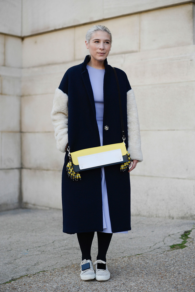 Неделя моды в Париже: street style. Часть 7 (фото 17)