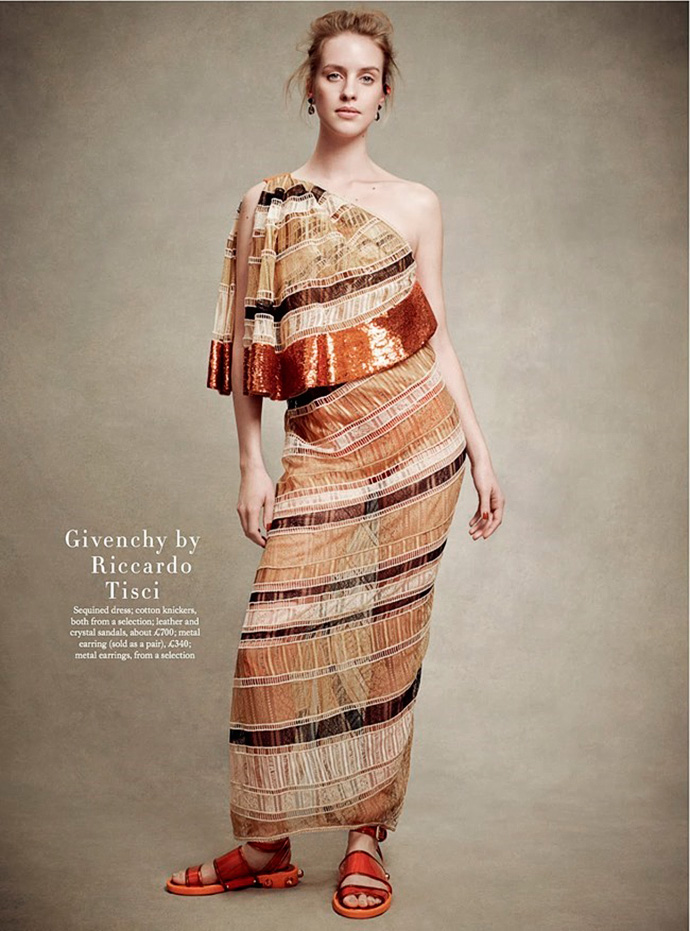Юлия Фрош для Harper's Bazaar