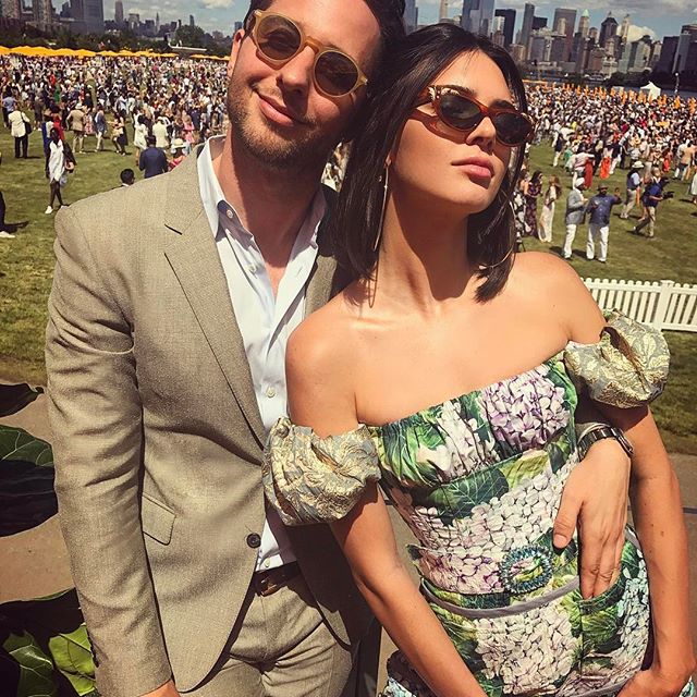 A sunny place for shady people      @kendalljenner