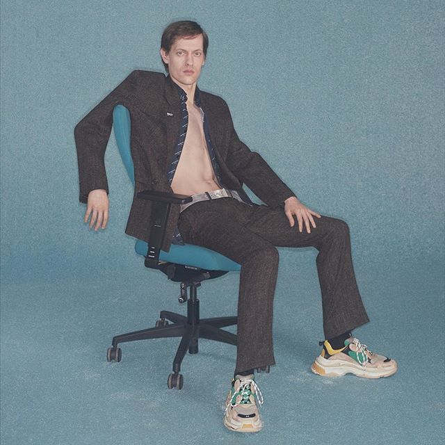 INTRODUCING THE BALENCIAGA FALL WINTER 17 MEN'S CAMPAIGN. Photography by @JohnnyDufort, styling by @LottaVolkova, hair by @GaryGillHair, make-up by @IngeGrognard.
--------
The collection is already available for preorder on Balenciaga.com and will be in store June 6. Please use our store locator to reach your closest boutique. Link in bio.
#Balenciaga #FW17 #Campaign #1