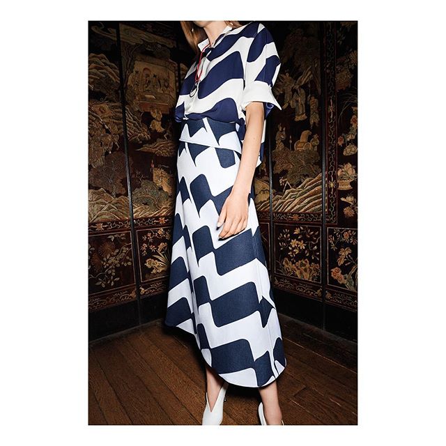 My #VBPreAW17 RTW wave print is now available online and in stores! x VB victoriabeckham.com #VBDoverSt #VBHongKong