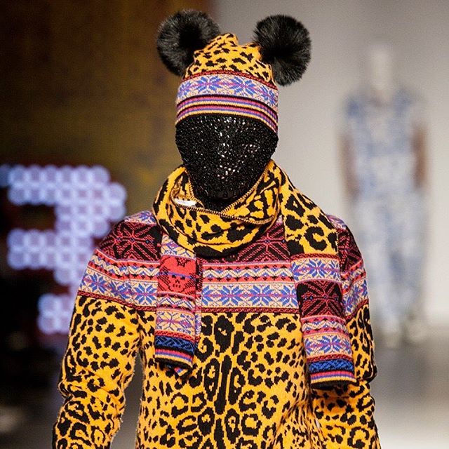 From chunky knitwear to inflated PVC and bridal gowns to models in gimp masks, our Fashion in Motion series of live catwalk events in the museum is a veritable who s who of the very best in contemporary fashion design #WeWearCulture 
We joined over 180 renowned cultural institutions to create the largest ever virtual exhibition of style. The #WeWearCulture project by @googleartsculture uses state-of-the-art technology to allow viewers to explore 3,000 years of world fashion and discover the stories behind the clothes we wear today. The collaboration is one of a number of ways the V&A is harnessing new technologies to bring its unparalleled fashion collection to life online. 
Link in bio

#fashion #knitwear #pvc #bridalgown #mask #fashioninmotion #catwalk #fashiondesigner #fashiondesign