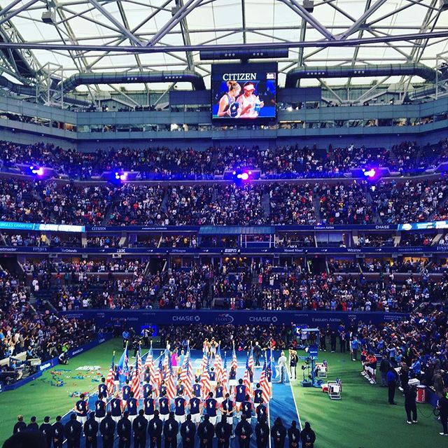 What an inspiring awards ceremony after the Women's Finals at the US Open today. Friends & opponents. Exceptional women & athletes. #sloanestephens #madisonkeys #extraordinaries Thanks @jpmorganchase #USOpen