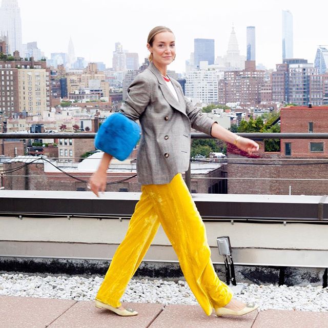 I believe this is what they call a Gen Z yellow strut