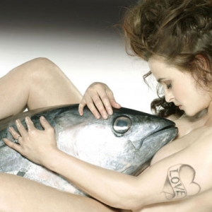 Не ловись, рыбка, большая и маленькая: кампания Fish Love
